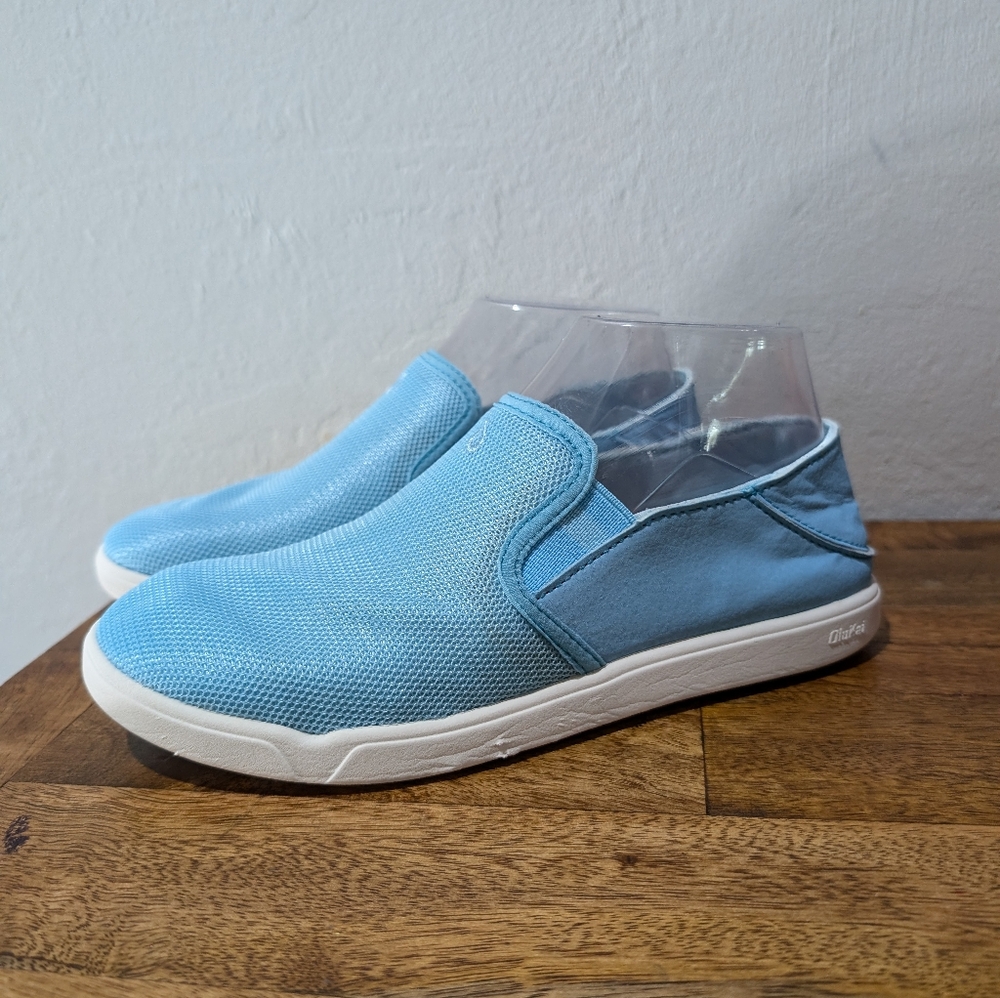 OluKai Kids‎ Pehuea Maka Girls size 4 blue slip on shoes